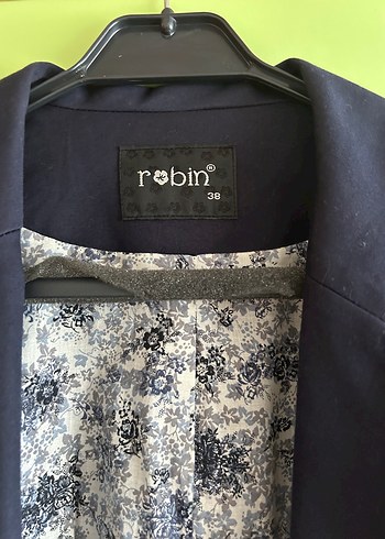 Robin 38 Siyah Cicekli Elbise Siklik Ve Rahatlik Bir Arada