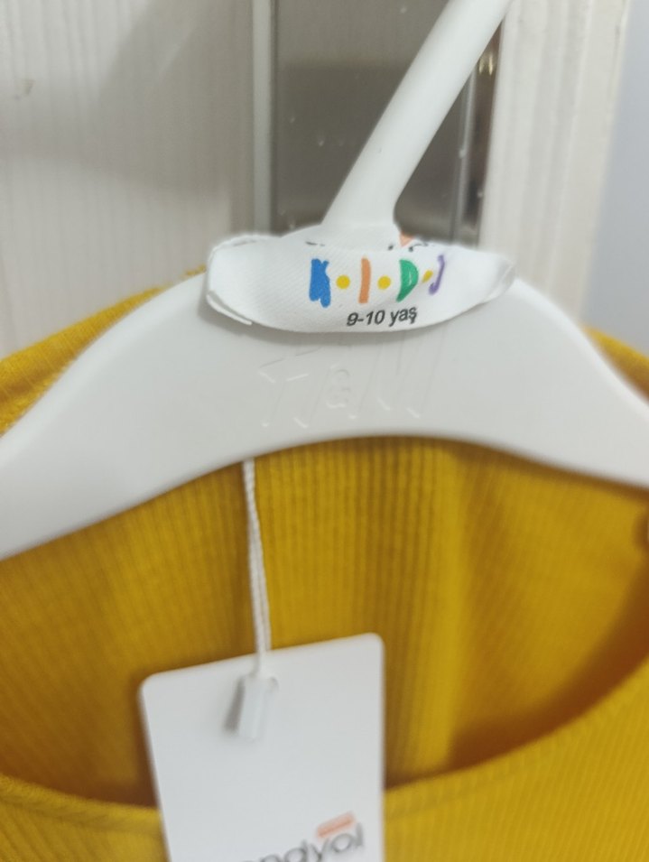 etiketli 9-10 yas elbise - Görsel 2