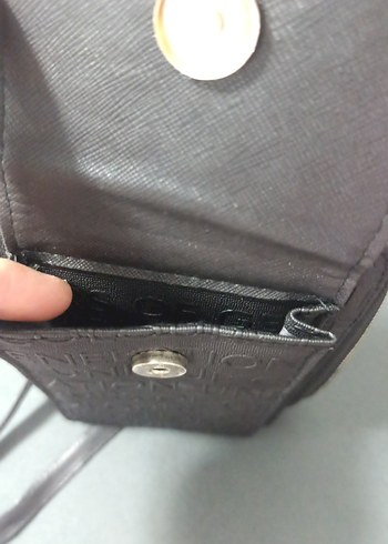 Kadın Siyah Deri Baskılı Çapraz Çanta - Görsel 3