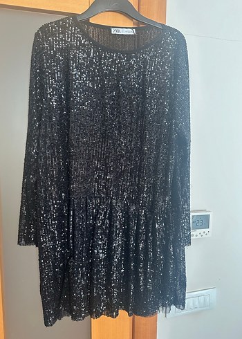 Zara Siyah Parlak Pilili Mini Elbise Hiç giyilmemiş Zara