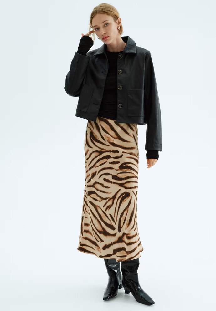 H&M Zebra Desenli Saten Etek - Görsel 4