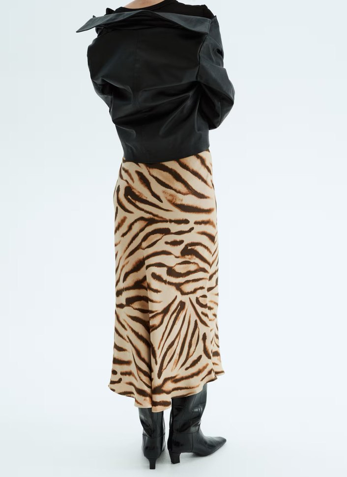 H&M Zebra Desenli Saten Etek - Görsel 3