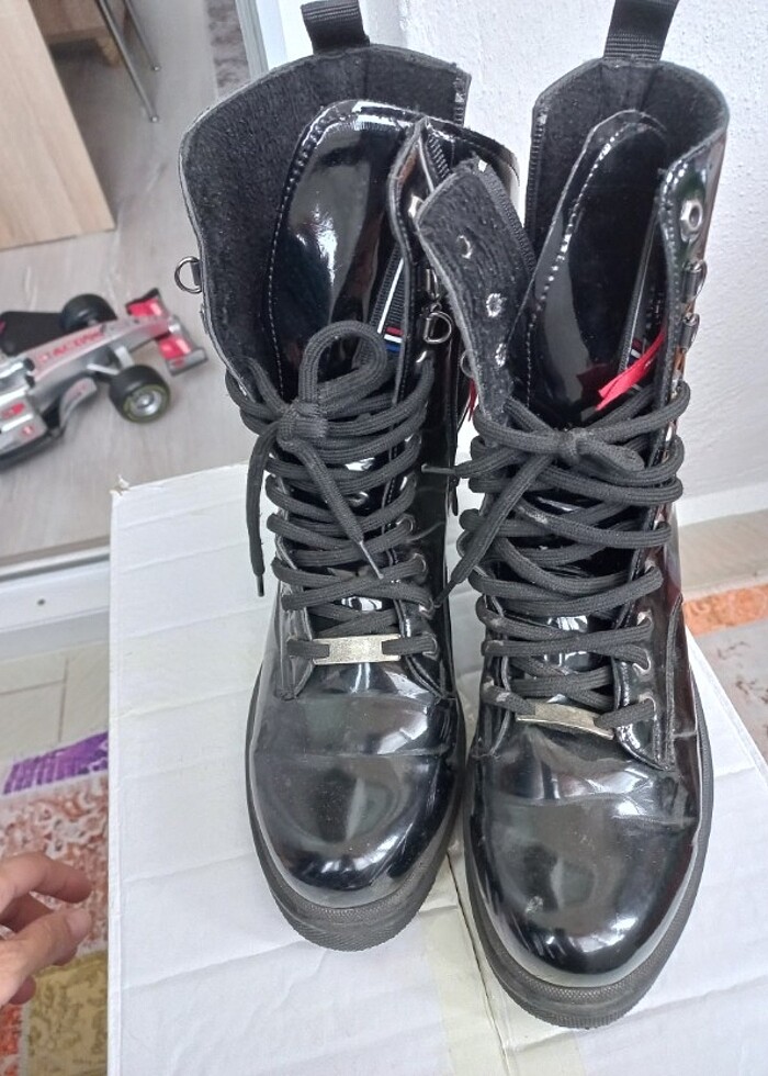 Bayan bot - Görsel 4