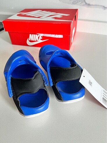 25 Beden mavi Renk Nike çocuk sandalet