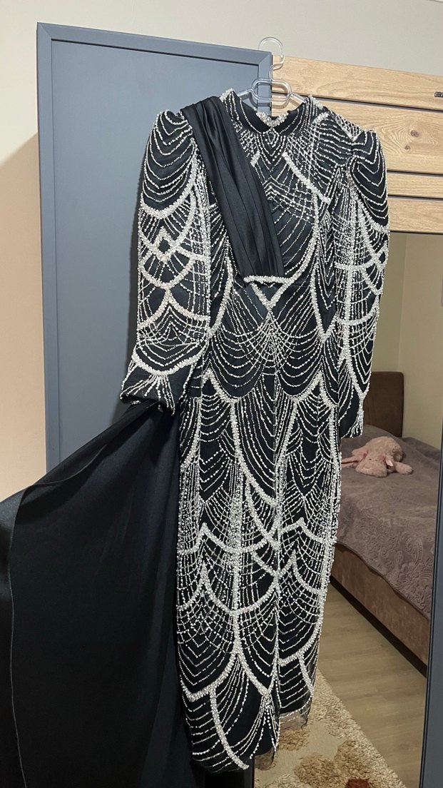 Uzun Siyah Drapeli Gotik Kadın Abiye Elbise - Görsel 2