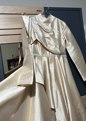 Bej Drapeli Uzun Kollu Abiye Elbise - Görsel 3