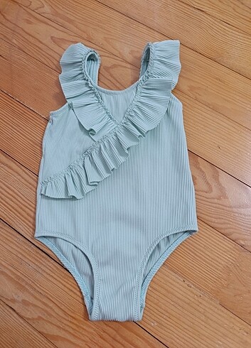 LC Waikiki Kız bebek mayo