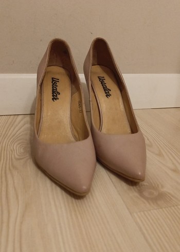 Bej Süet Stiletto Kadın Ayakkabı