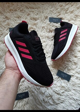 Adidas Spor Ayakkabı 