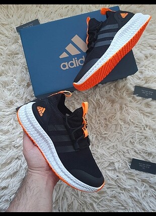 Adidas Spor Ayakkabı 