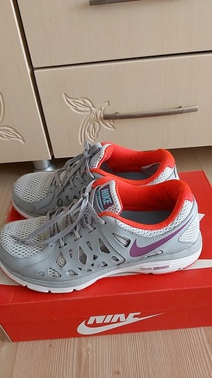 Nike bayan spor ayakkabi