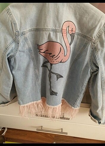 Tüy detaylı kot ceket - Görsel 5