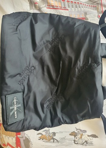 Calvin Klein Siyah Omuz Çantası - Görsel 2