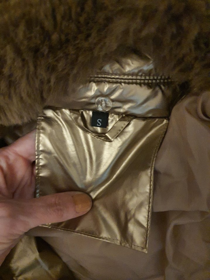 Bej Parlak Kadın Ceket Kürklü - Görsel 4