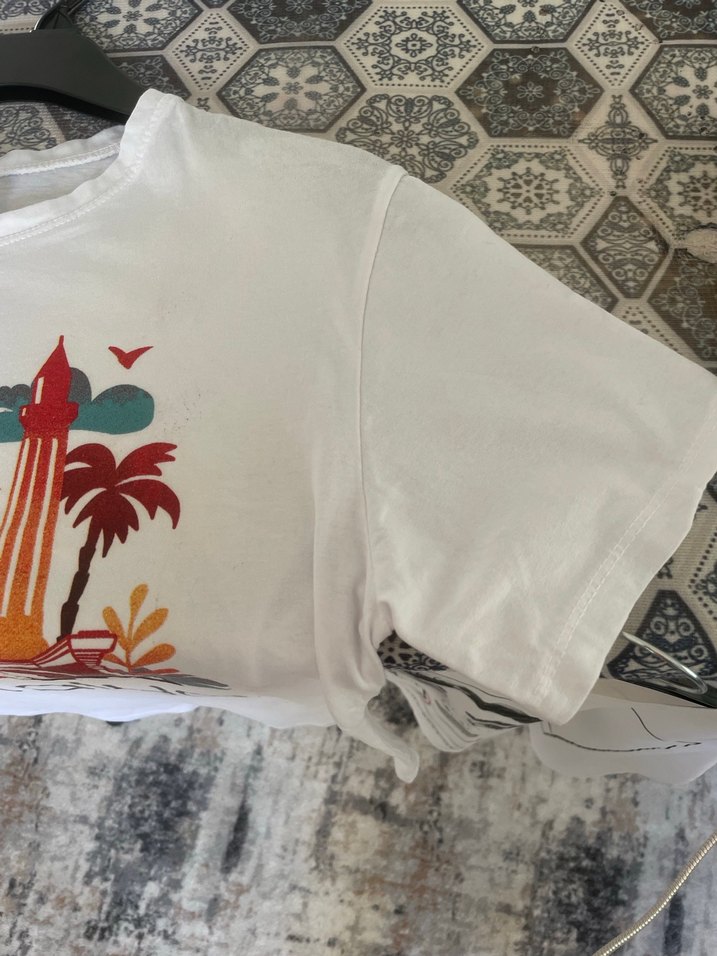 Beyaz Antalya Baskılı Kısa Kollu Tişört - Görsel 3