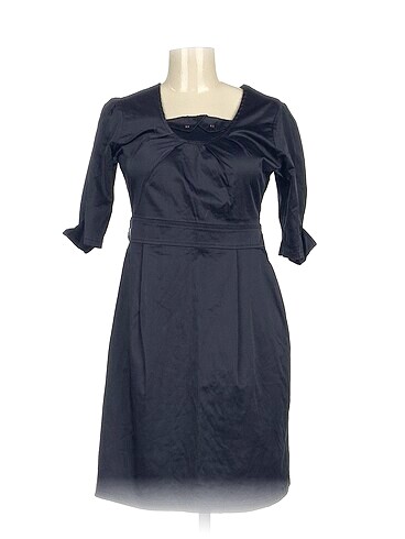PreLoved Kısa Elbise %70 İndirimli.