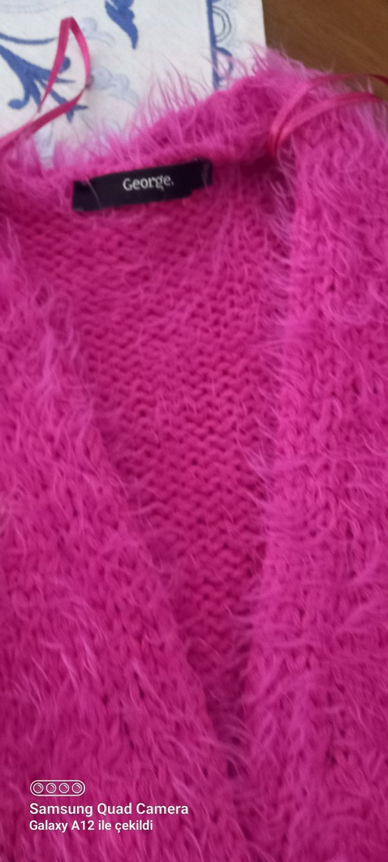 Pembe Kalp Nakışlı Kürk Detaylı Kız Hırka - Görsel 3