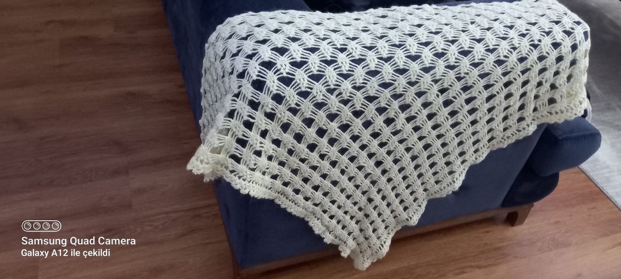 Kadın Beyaz Örgü Dantel Detaylı Şal - Görsel 3