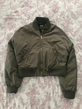 Bomber mont