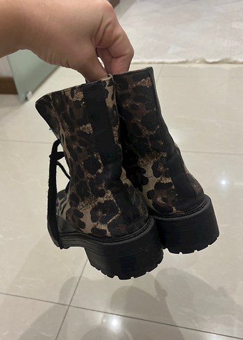 Leopar Desenli bot - Görsel 6