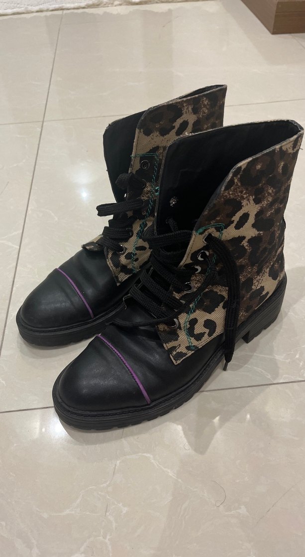 Leopar Desenli bot - Görsel 2