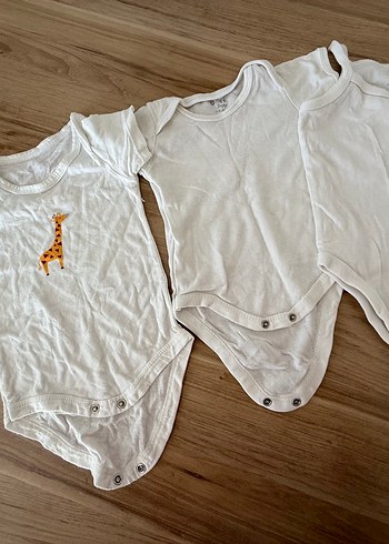 Diğer Kız bebek çıtçıtlı body