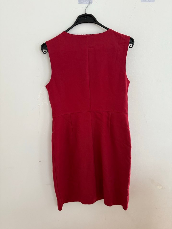 Kırmızı Fermuarlı Kolsuz Midi Elbise - Görsel 4