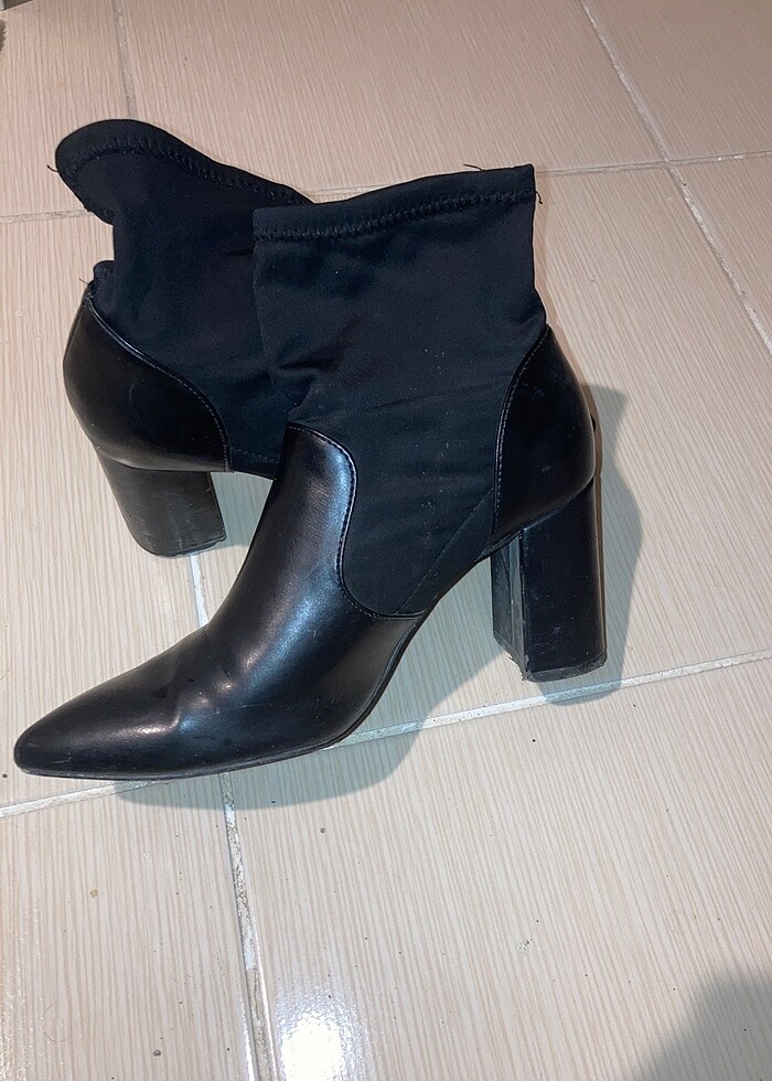 Topuklu Bot - Görsel 2