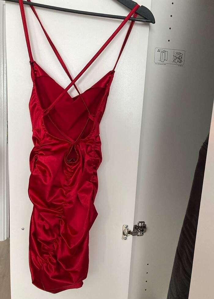 Saten Sırt Dekolteli Elbsie - Görsel 2