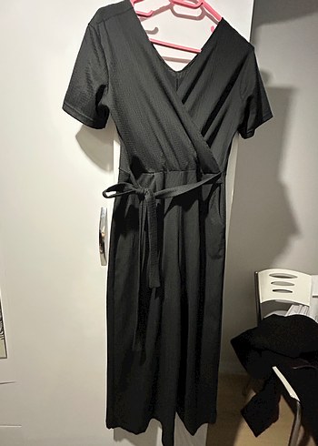 Kadın Siyah V Yaka Kemerli Uzun Tulum - Görsel 3