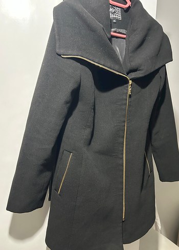 Siyah Fermuarlı Kadın Kaban - Görsel 4