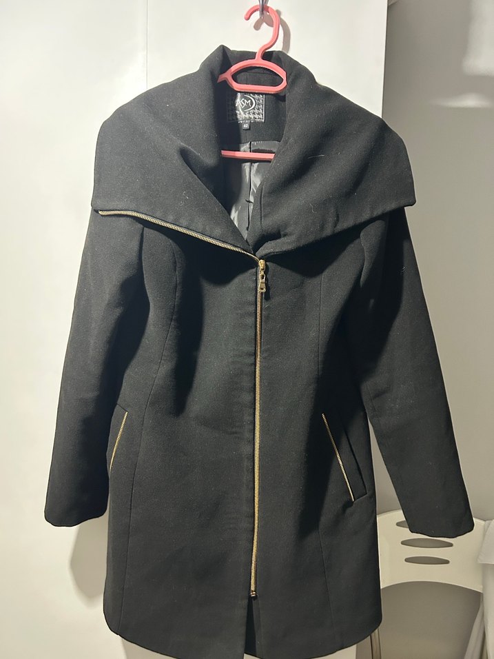 Siyah Fermuarlı Kadın Kaban - Görsel 2