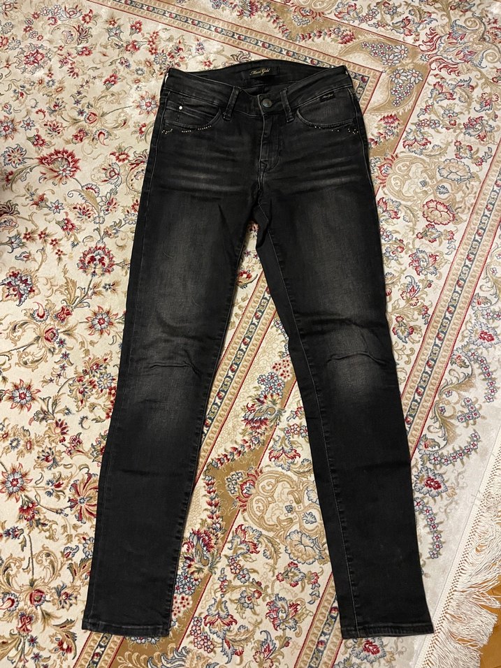 Mavi Gold serisi Siyah Dar Kesim Denim Jean — görsel 3/8
