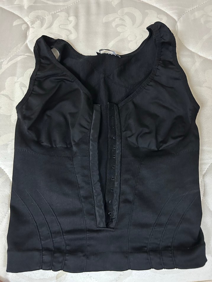 Göğsü çok güzel gösteriyor korse bluz - Görsel 2