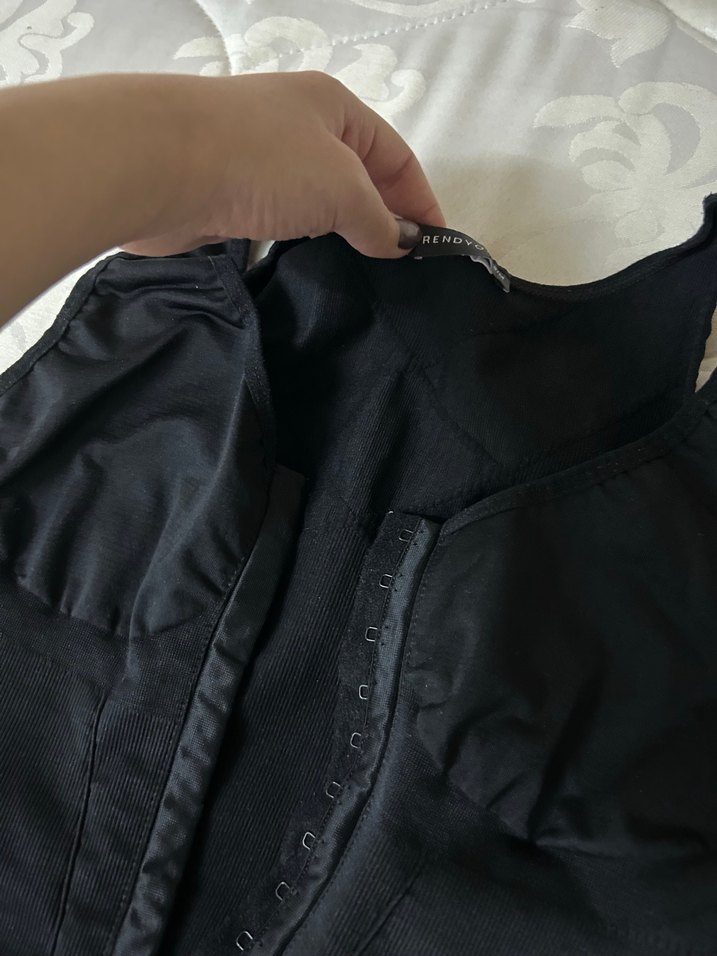 Göğsü çok güzel gösteriyor korse bluz - Görsel 3