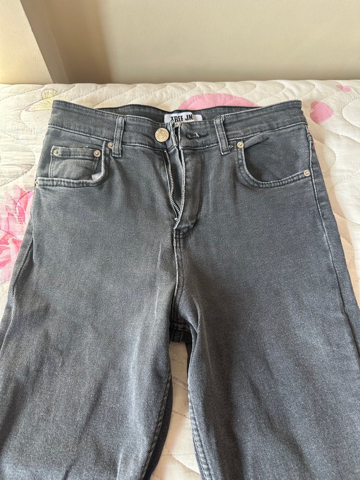 Koyu Gri Yıkamalı Geniş Paça Jean — görsel 3/4