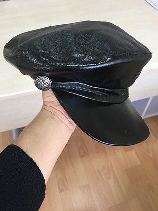 Postacı şapkası