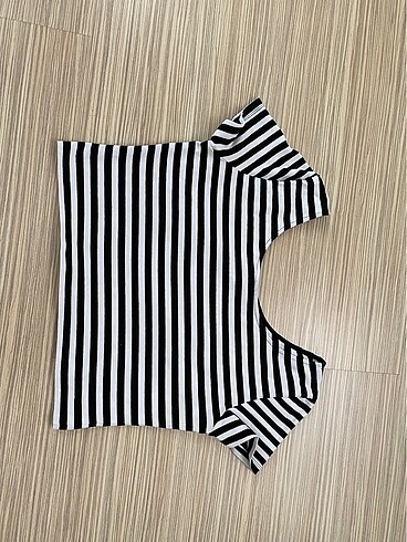 H&M H&M kısa üst