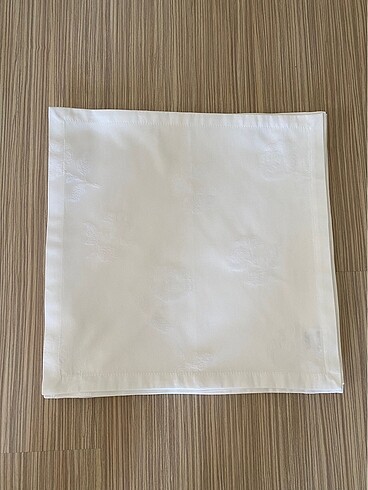 Vanelli servis peçetesi
