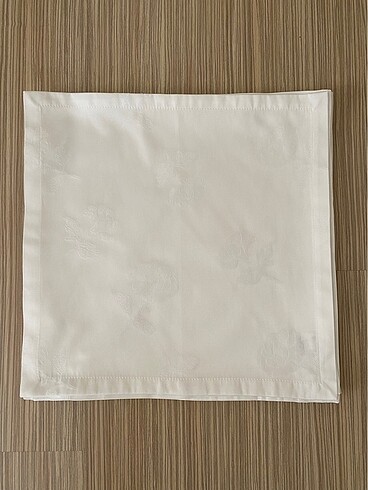 Beden Vanelli servis peçetesi