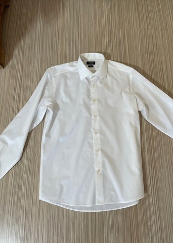 Beyaz Düğmeli Erkek Gömlek - Görsel 3