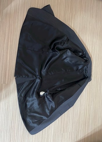 Gri Düğmeli Erkek Takım Elbise - Görsel 3