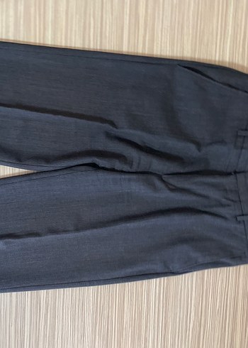 Gri Düğmeli Erkek Takım Elbise - Görsel 7