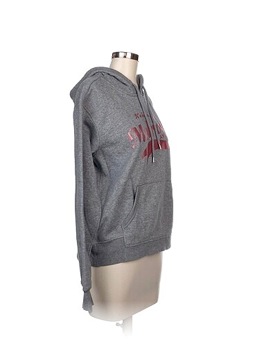 H&M H&M Sweatshirt %70 İndirimli.