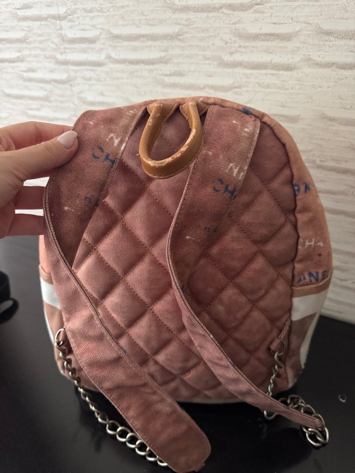 Pudra Pembe Çiçekli Çift C'li Sırt Çantası — görsel 3/4