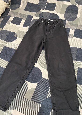 Pull and Bear Rahat Ve Sik Siyah Yuksek Bel Pantolon