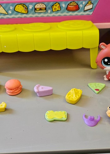 Littlest Petshop Miniş Yemek Karavanı - Görsel 2