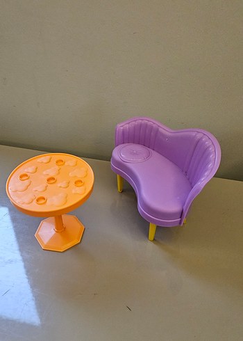 Barbie koltuk ve masa - Görsel 3