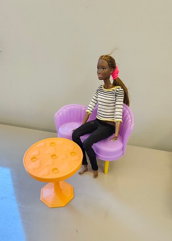 Barbie koltuk ve masa - Görsel 2