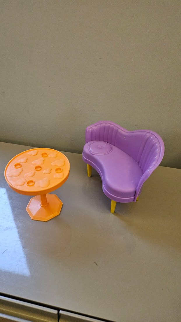 Barbie koltuk ve masa - Görsel 3